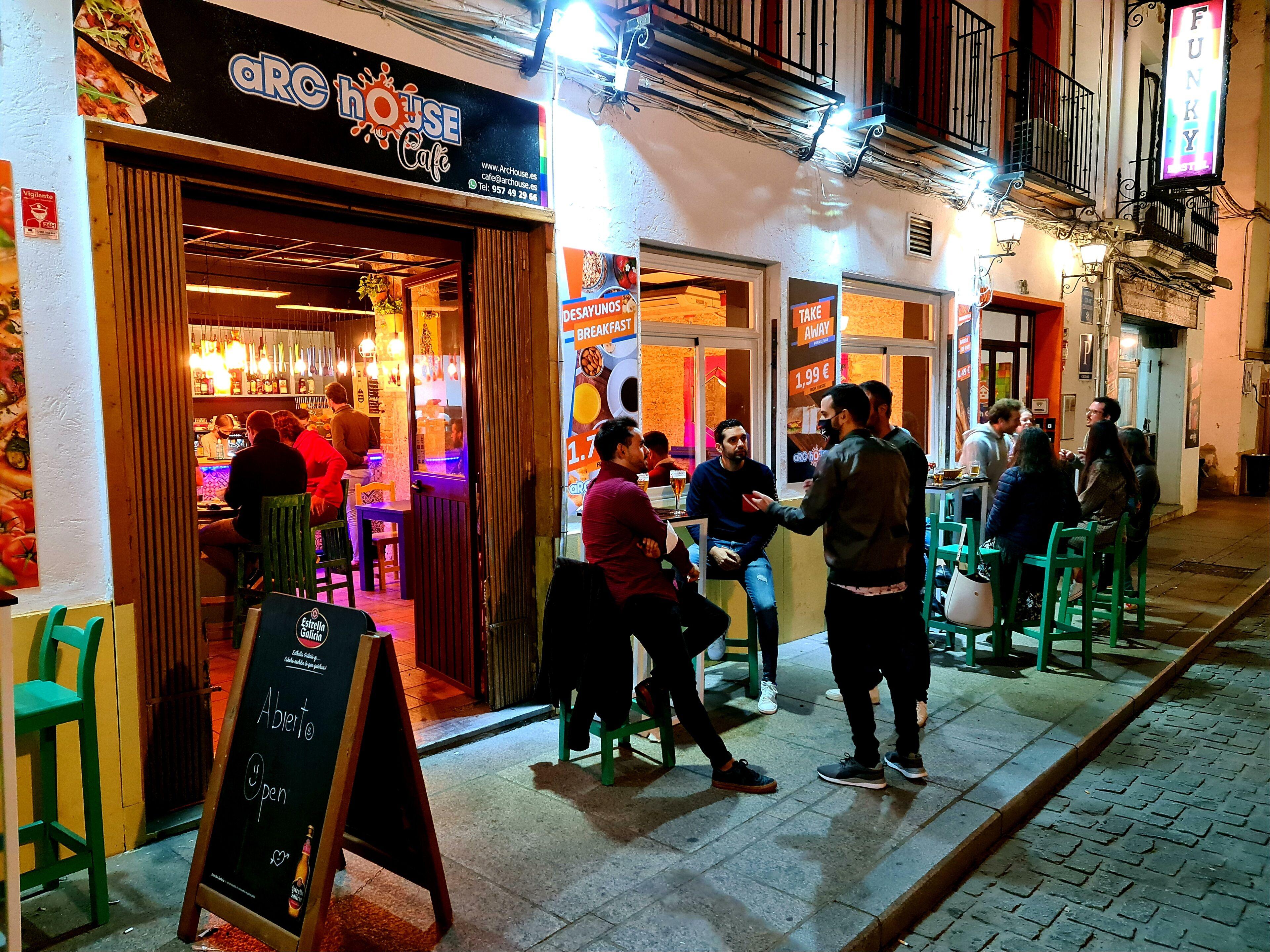 Arc House Ribera Only Adults Hostel - Cordoba — Fotos 3